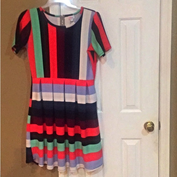 LuLaRoe Dresses & Skirts - LuLaRoe Gorgeous Dress. 2XL in Size. Very Detailed